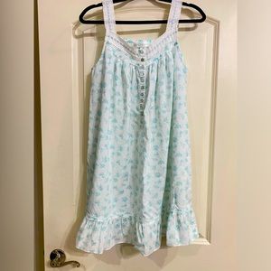 Eileen West nightgown babydoll size small blue and white floral